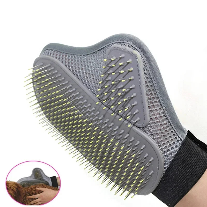 Pet Grooming Glove – Hair Removal & Bathing Brush for Dogs & Cats
